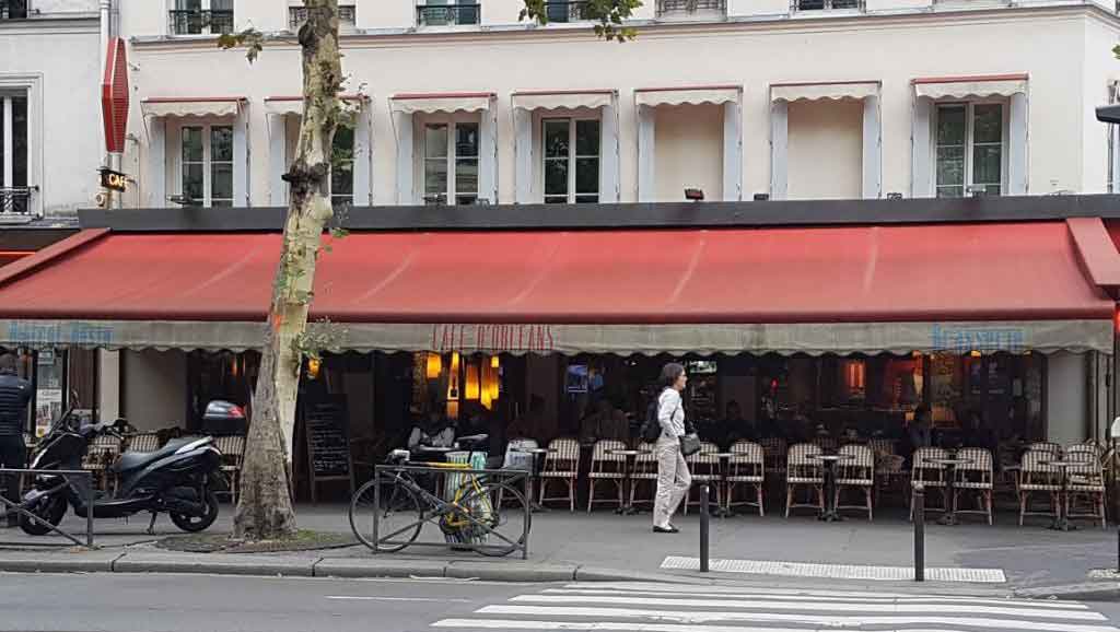 cafe bar d orleans