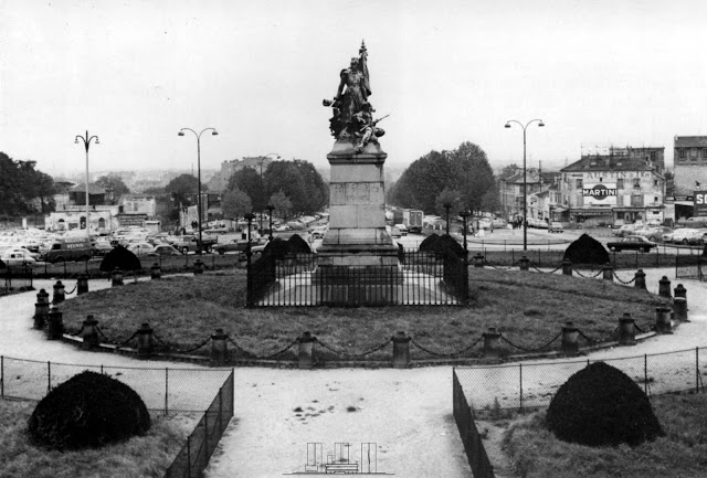 LaDefense 1950 B